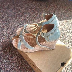 Tom’s, Strappy Wedge, Light Blue Suede Gold Trim